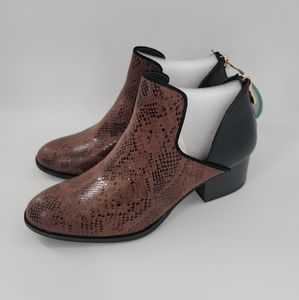 ANDREW GELLER womens FRIONA ankle boots shoe size 6.5 M black & brown zip up NEW